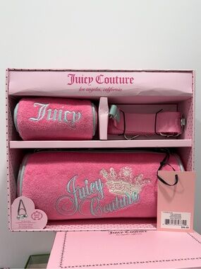 Juicy Couture Pink Crossbody Handbag with Matxhing muni Barrel set